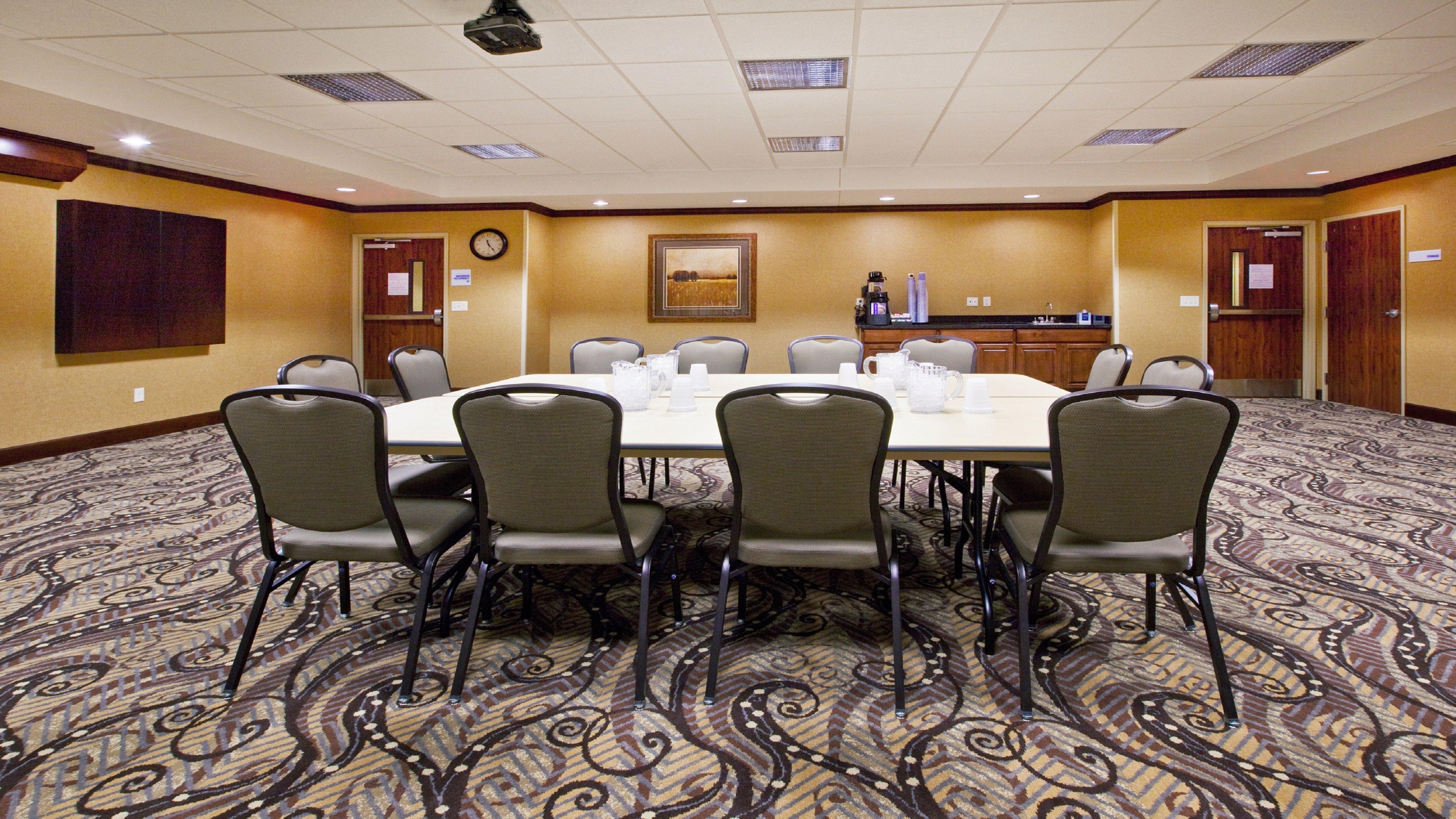 Holiday Inn Express & Suites Sioux Falls Southwest By Ihg Buitenkant foto